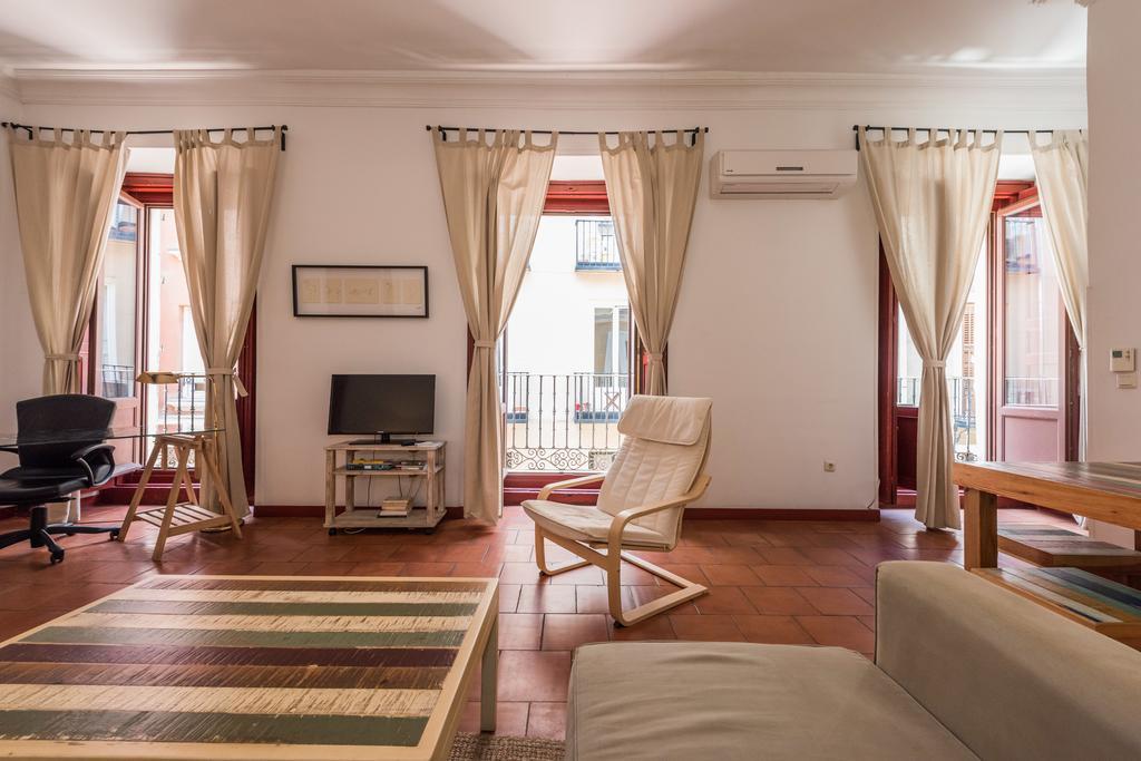 Apartamentos Madrid Centro W Zewnętrze zdjęcie