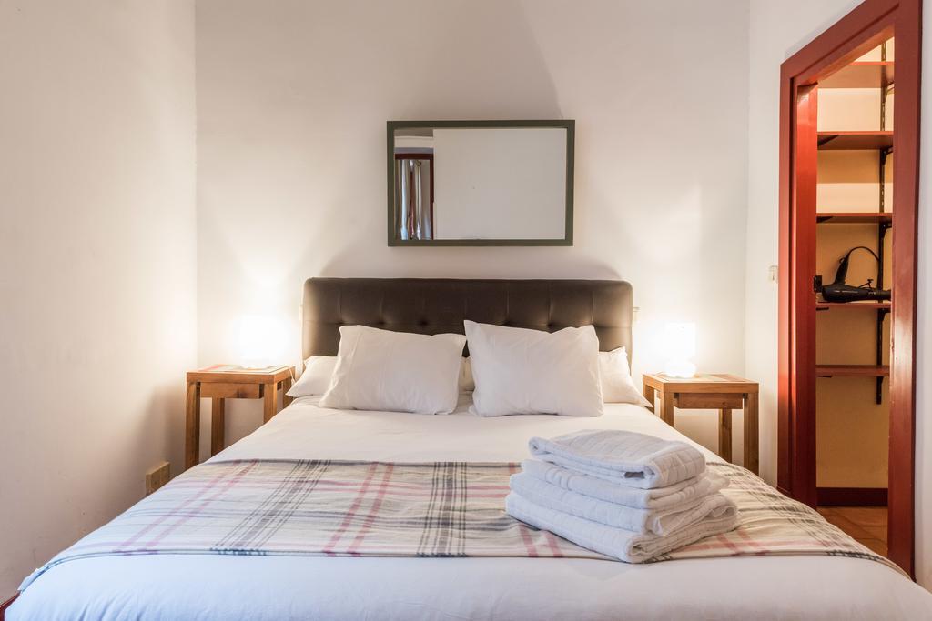 Apartamentos Madrid Centro W Zewnętrze zdjęcie