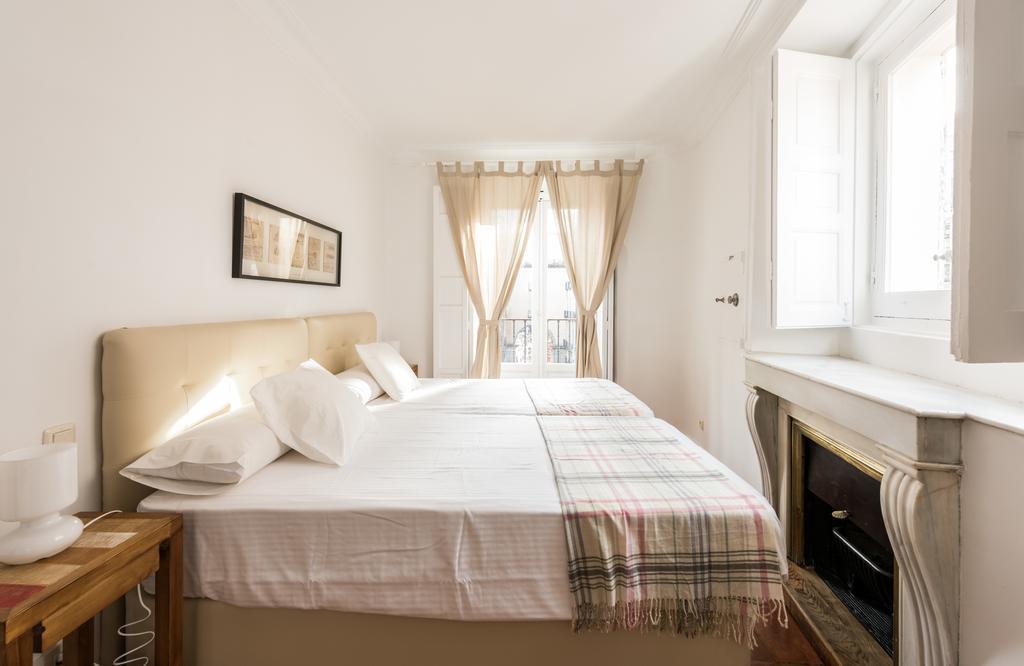 Apartamentos Madrid Centro W Zewnętrze zdjęcie