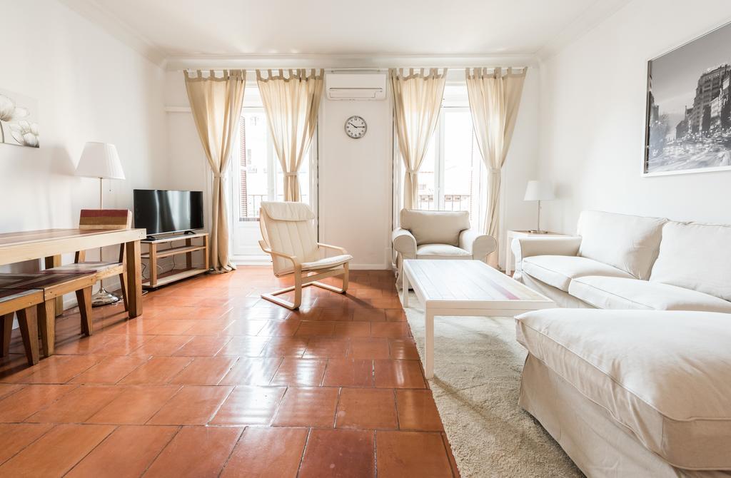 Apartamentos Madrid Centro W Zewnętrze zdjęcie