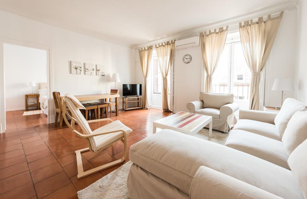Apartamentos Madrid Centro W Zewnętrze zdjęcie