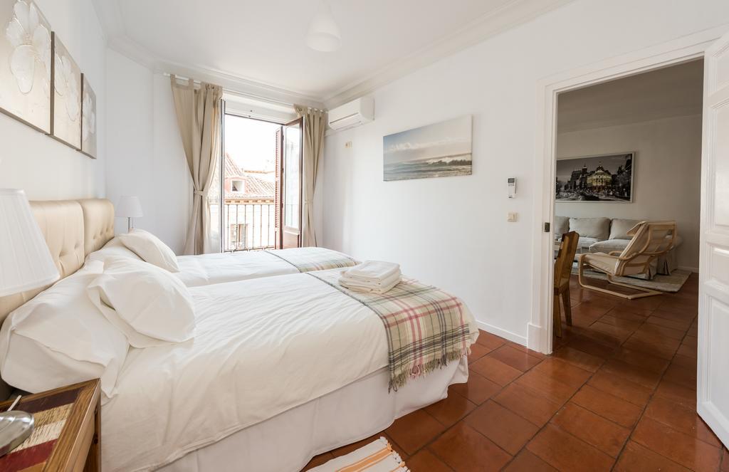 Apartamentos Madrid Centro W Zewnętrze zdjęcie